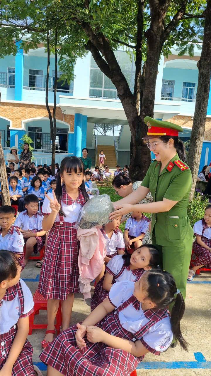 anh tin bai
